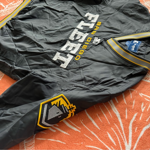 STARTER San Diego Fleet V-Neck Pullover - Picture 5 of 9